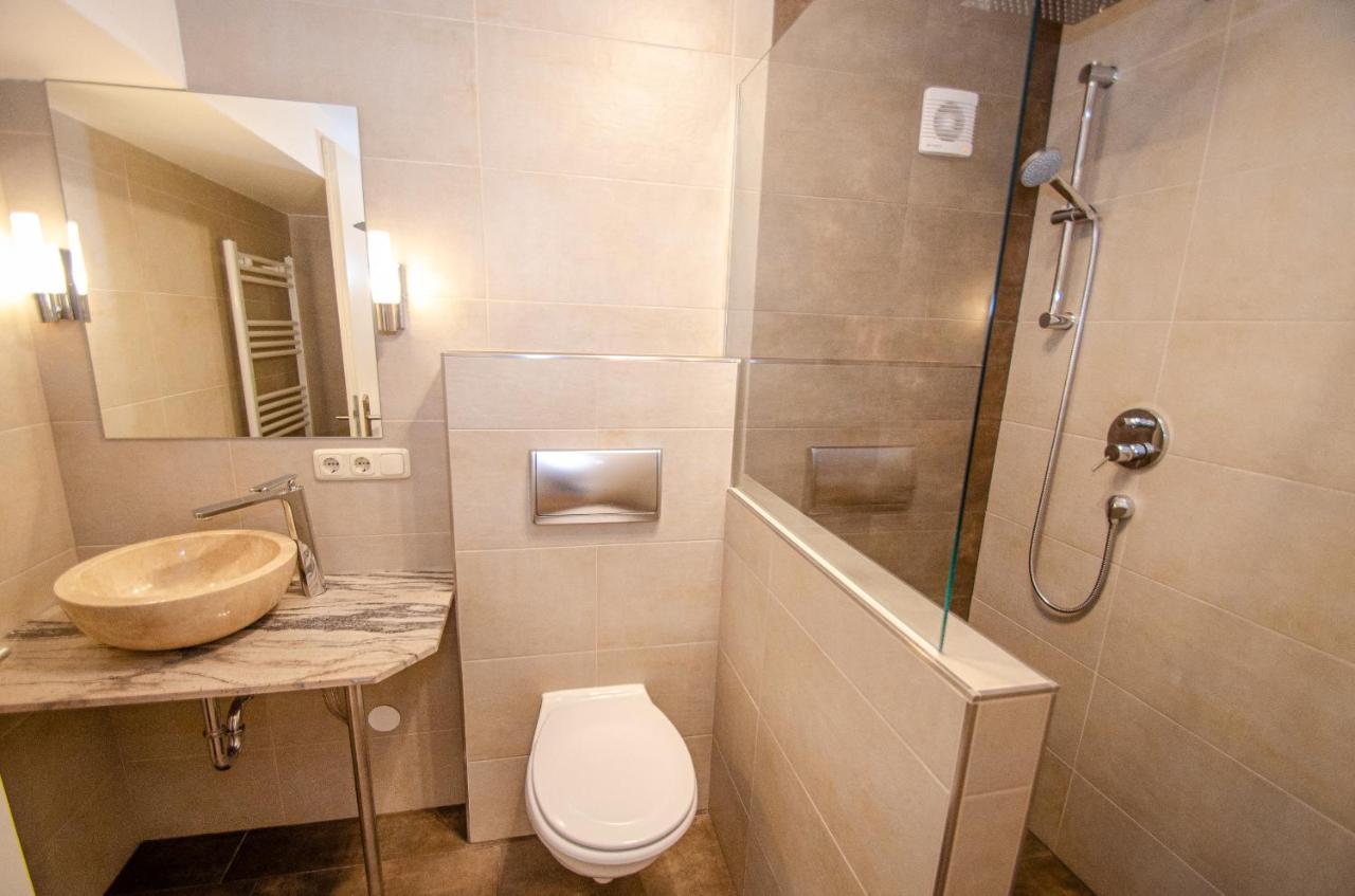 Appartementhaus Zell City By All In One Apartments Zell am See Bagian luar foto