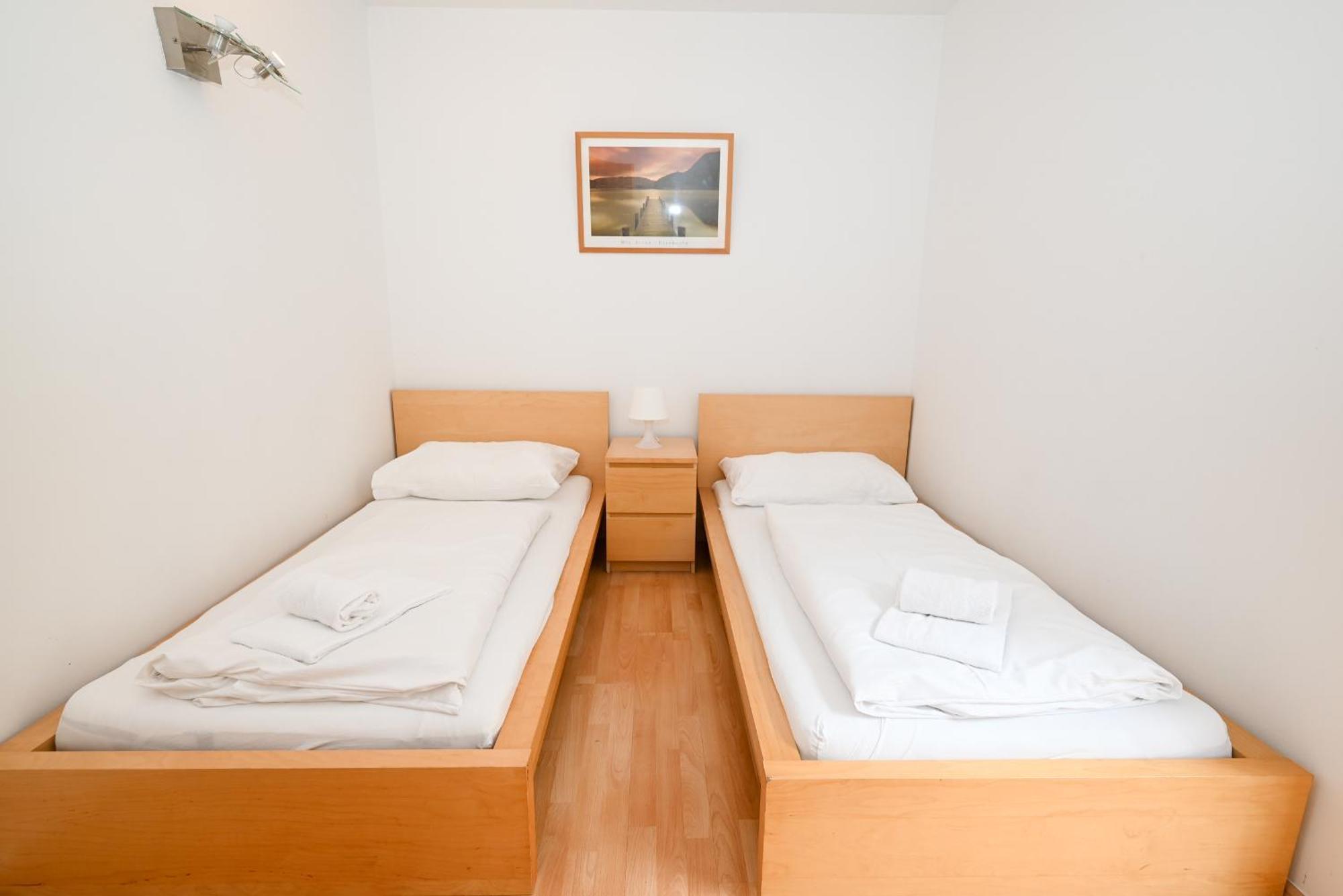 Appartementhaus Zell City By All In One Apartments Zell am See Bagian luar foto