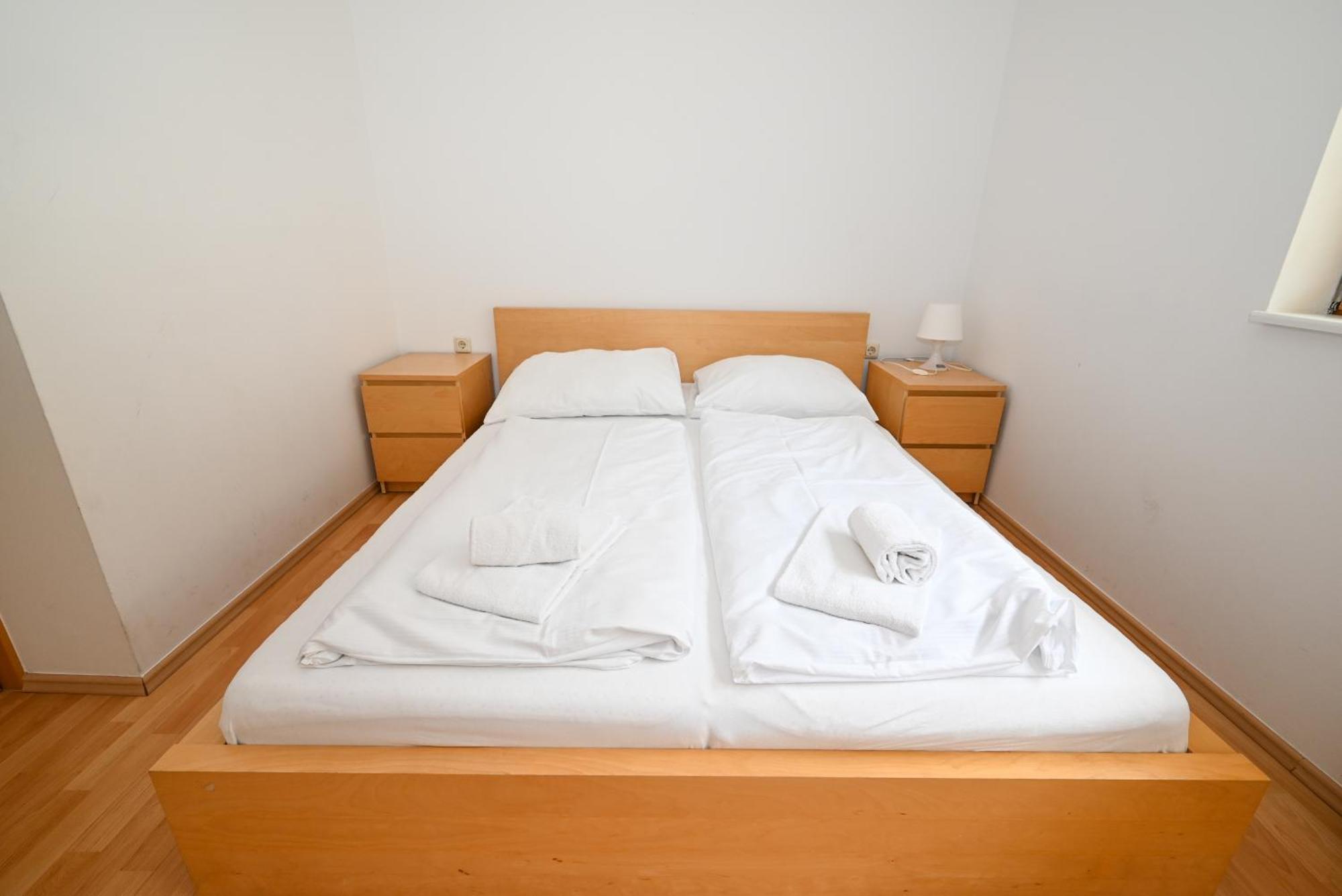 Appartementhaus Zell City By All In One Apartments Zell am See Bagian luar foto