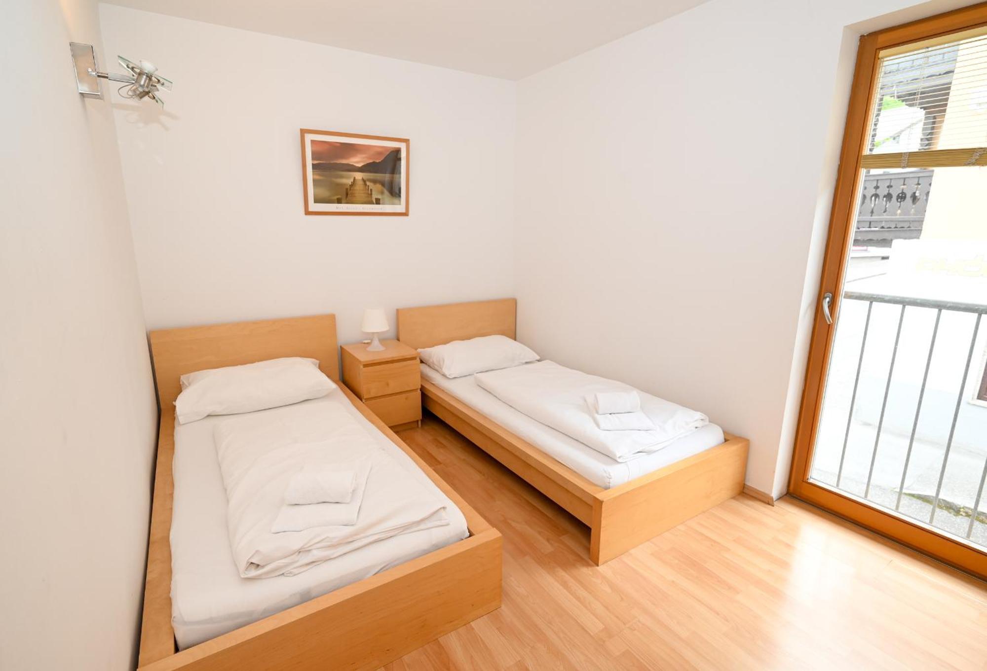 Appartementhaus Zell City By All In One Apartments Zell am See Bagian luar foto