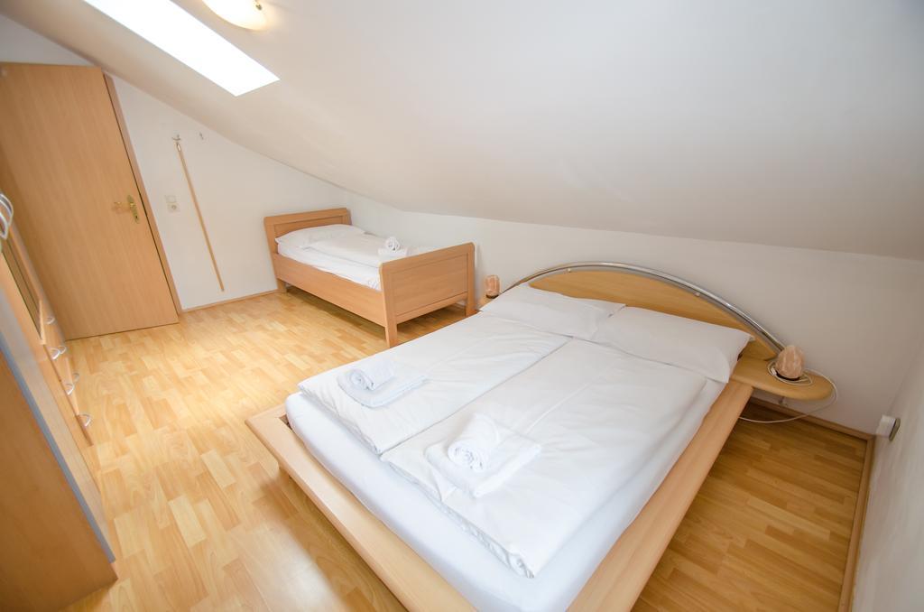 Appartementhaus Zell City By All In One Apartments Zell am See Bagian luar foto