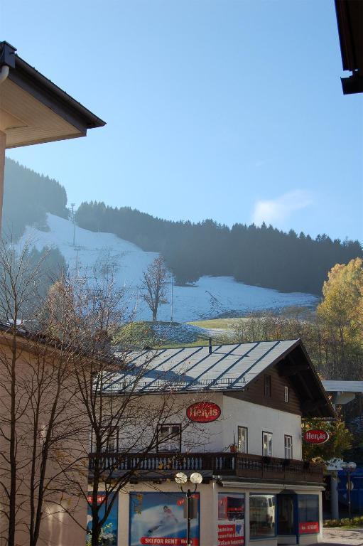 Appartementhaus Zell City By All In One Apartments Zell am See Bagian luar foto